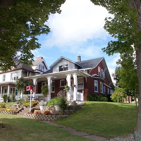 شلالات نياغارا Glen Mhor Bed And Breakfast المظهر الخارجي الصورة